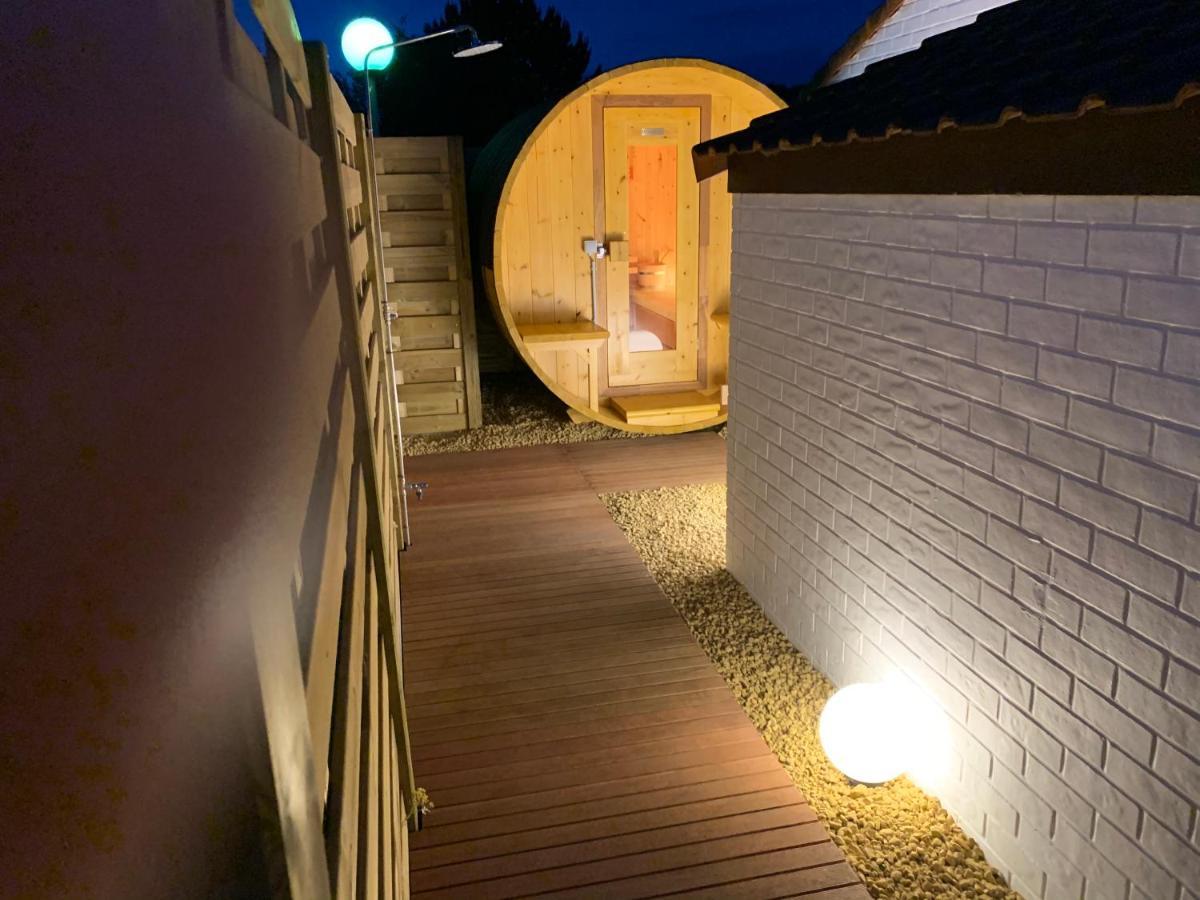 Duinendaele 232 Met Sauna Bij Plopsaland En Natuurreservaat Villa De Panne Luaran gambar